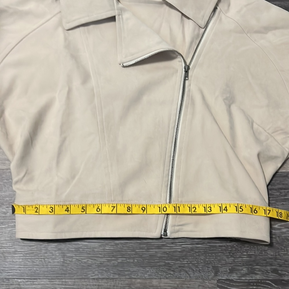 Tan Jacket - Picture 3 of 10